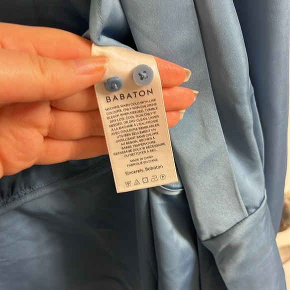 Aritzia Babaton Hyde Blouse - Picture 3 of 6